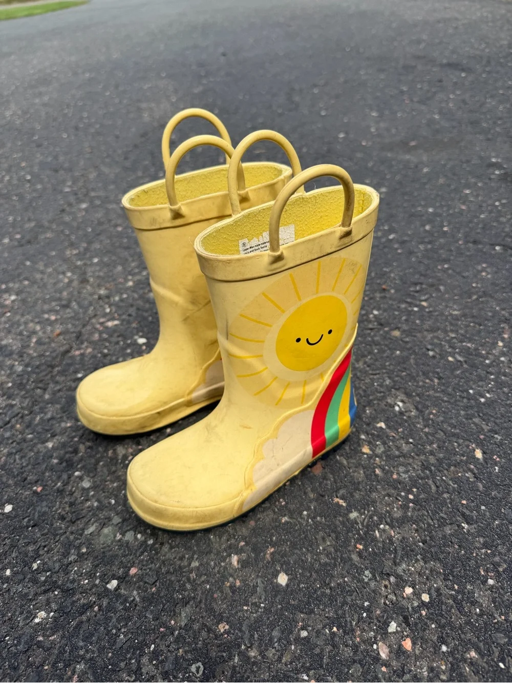Cat & Jack Yellow Kids Rain Boots with Sun & Rainbow